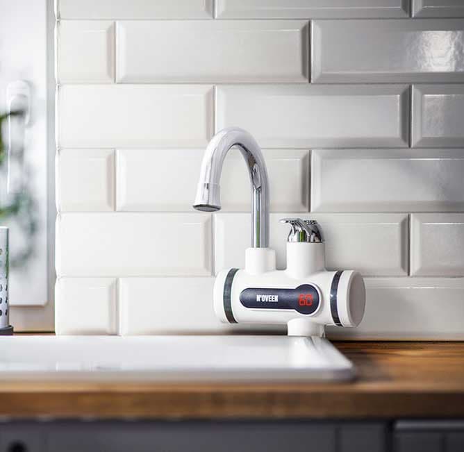 Slavina sa ugrađenim grejačem vode Noveen IWH360