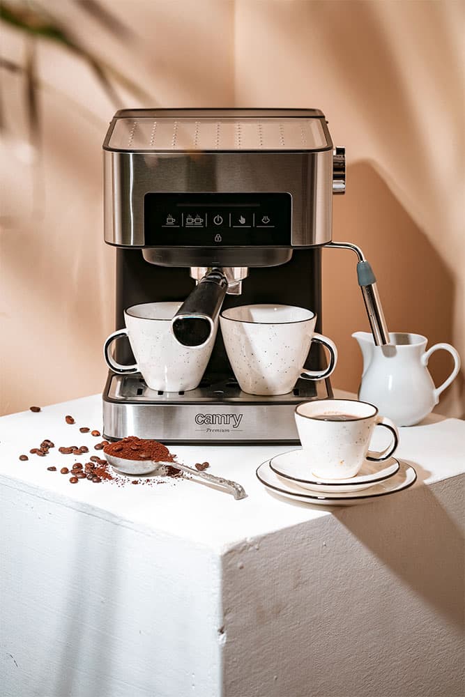 Aparat za espresso i kapućino Camry CR4410