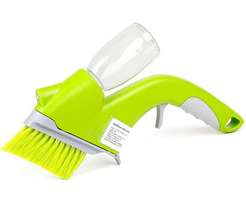 Četka za pranje sa rezervoarom za tečnost i prskalicom