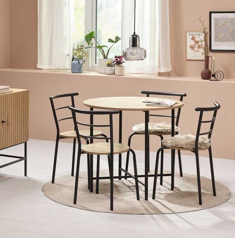 Garnitura za trpezariju Sto i 4 stolice