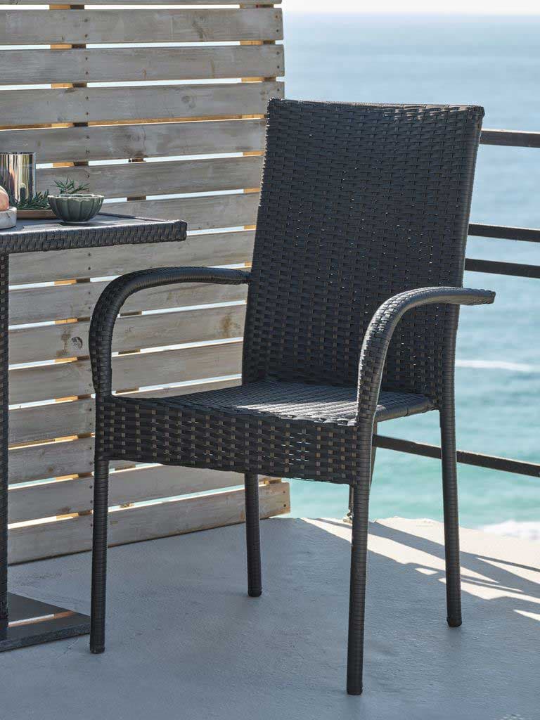 Crna Ratan Baštenska Stolica Karuan