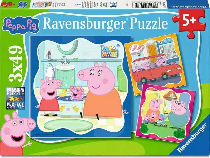 3u1 Puzzle za decu 3x49 delova Pepa Prase Porodica na okupu Ravensburger 12004288