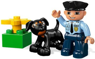 LEGO® DUPLO® Policajac LE5678