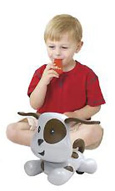 Tomy Kuca sa daljinskim i pištaljkom TM71600 