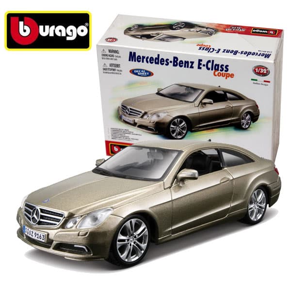 Bburago maketa automobila 1:32 Street Mercedes Benz Kit BU45126