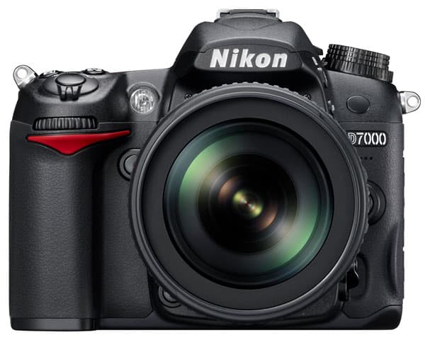 Nikon SLR fotoaparat D7000 + objektiv 16-85VR