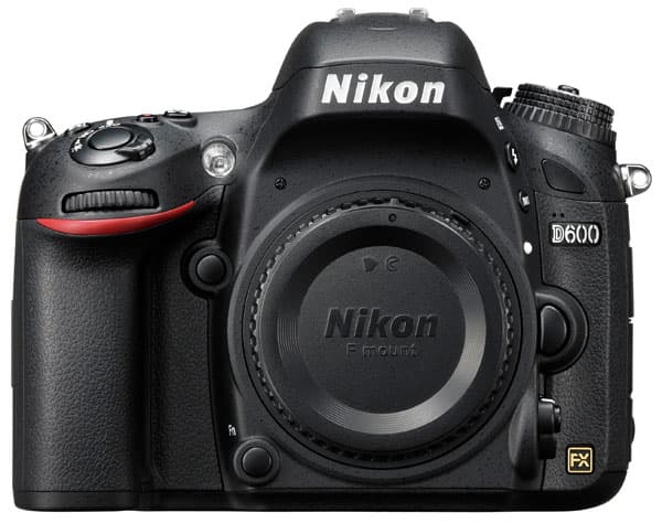 Nikon SLR fotoaparat D600 + objektiv 24-85mm