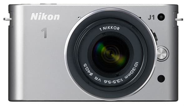 Nikon 1 digitalni fotoaparat sa zamenljivim objektivima J1 Silver set sa objektivom 10-30mm 16697
