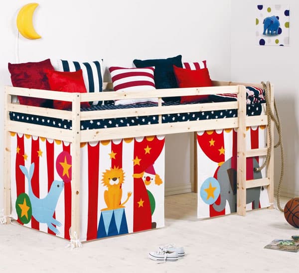 Krevet THUKA sa zavesom natur