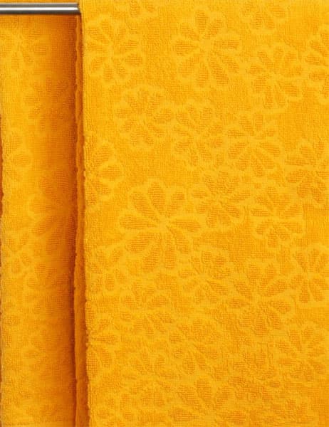 Peškir Donahew 65x130 žuta