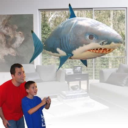 Ajkula - balon sa daljinskim upravljanjem Shark Air Swimmers