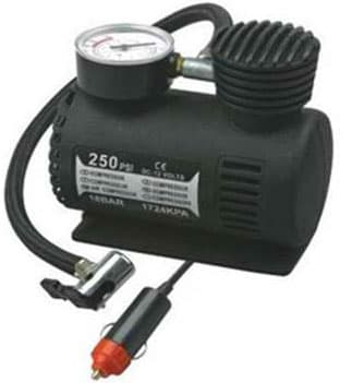 Vazdušni kompresor za pumpanje guma 700067