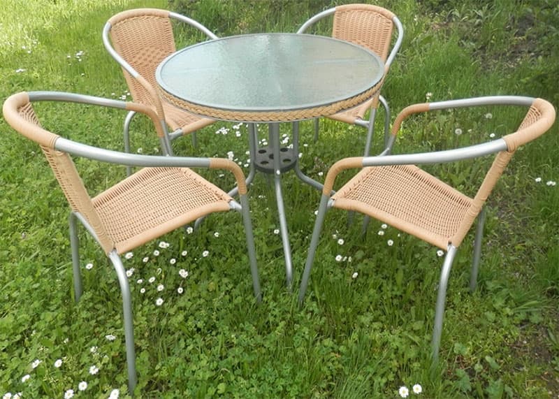 Garnitura Za Dvorište i Terasu Hugo2 - 4 Stolice i Sto sa Staklom