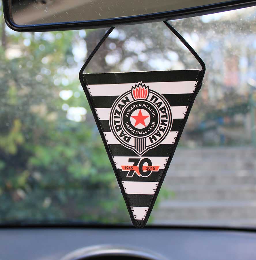 KK Partizan 70 godina Partizana Zastavica Za Automobil