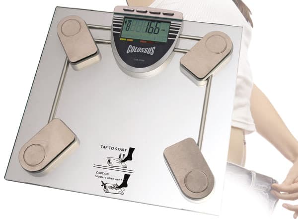 Multifunkcionalna Digitalna telesna vaga CSS-3310