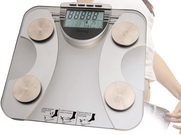 Multifunkcionalna Digitalna telesna vaga CSS-3311