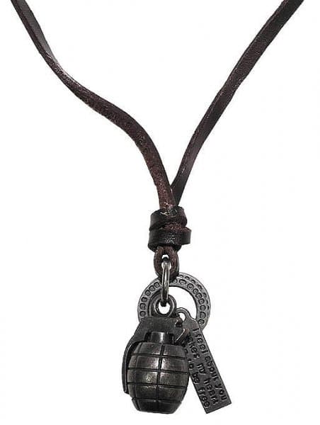 Kožna ogrlica sa priveskom Bomba Max Fuchs MFH 28125A 4955