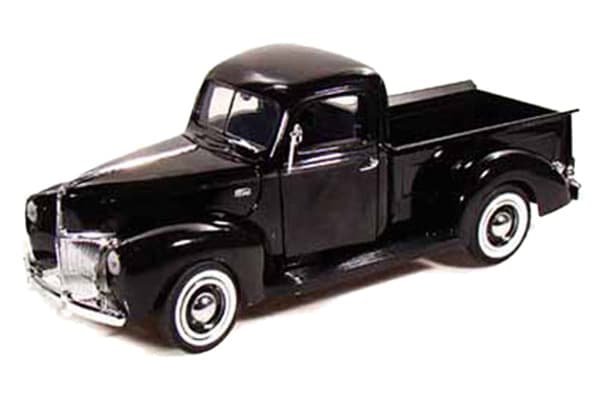 Autić 1:18 MotorMax 1940 Ford pickup 225459-1