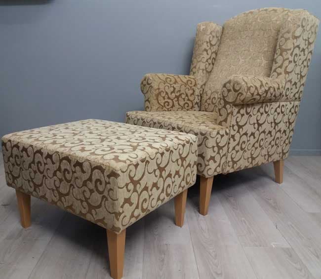 Fotelja sa tabureom Nevada bež