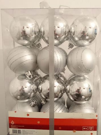 Ukrasi, Kugle Za Jelku 24 Komada SIlver