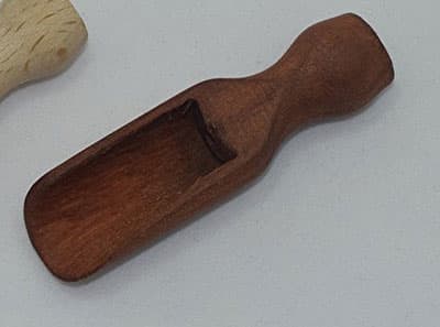 Merica za začine od trešnjinog drveta