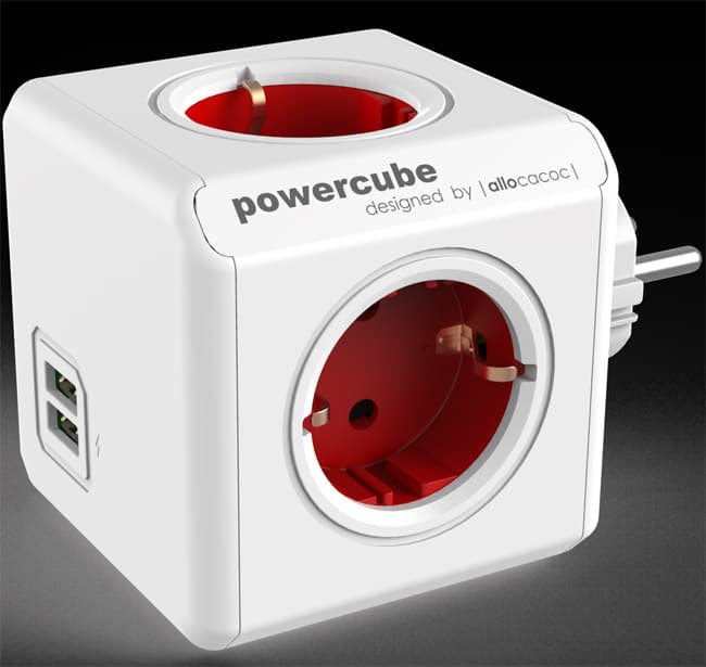 PowerCube produžni bez kabla 4 x šuko 2xUSB crvena
