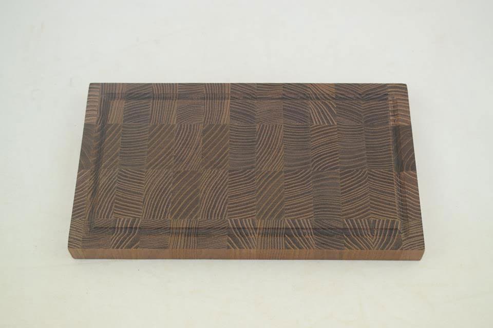 Kuhinjska daska za sečenje čeoni bagrem sa kanalom - tamna