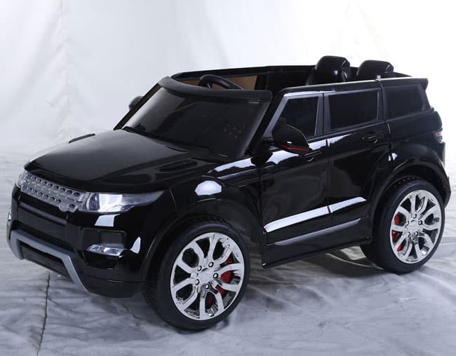 Automobil na akumulator Land Rover crni