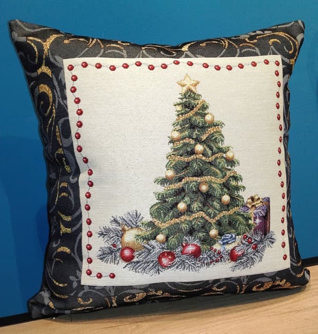 Novogodišnji dekorativni jastuk 536GA