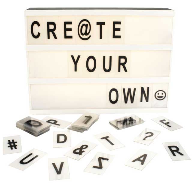 Svetleća kutija na baterije sa 85 slova za ispisivanje poruka