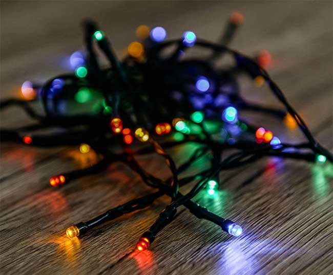 Novogodišnje lampice za spoljnu i unutrašnju upotrebu Multicolor 240 LED KDT 245