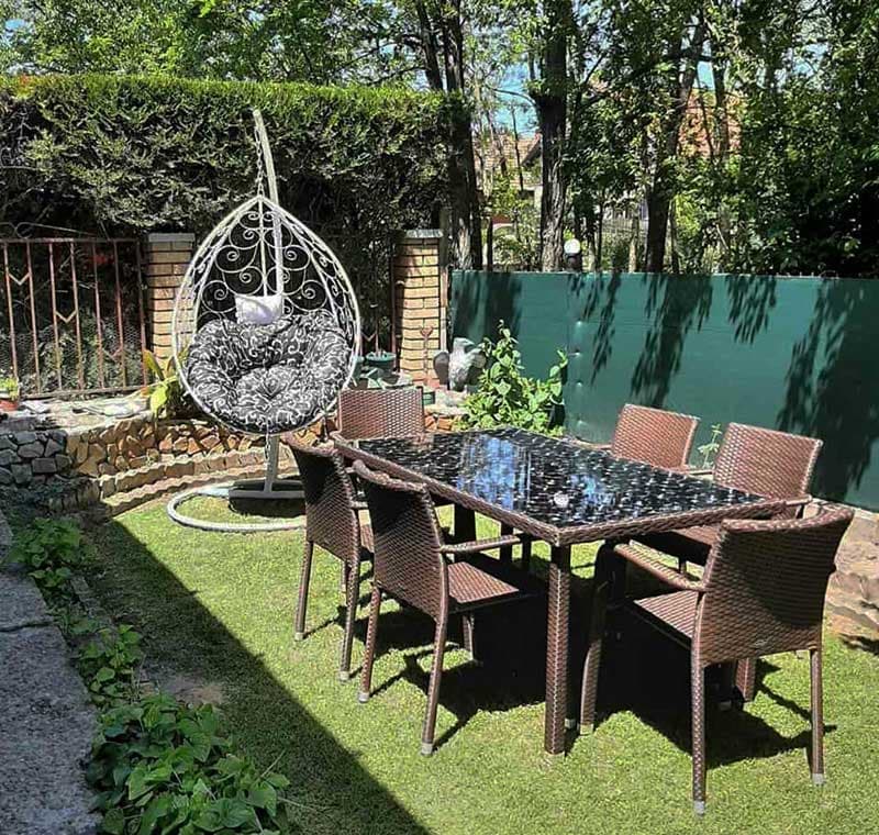 Ljuljaška Jaje - Metalna Domestico WHITE sa jastukom BLACK ORNAMENT