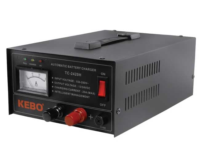Automatski punjač akumulatora 12V/24V 20A TC-2420H