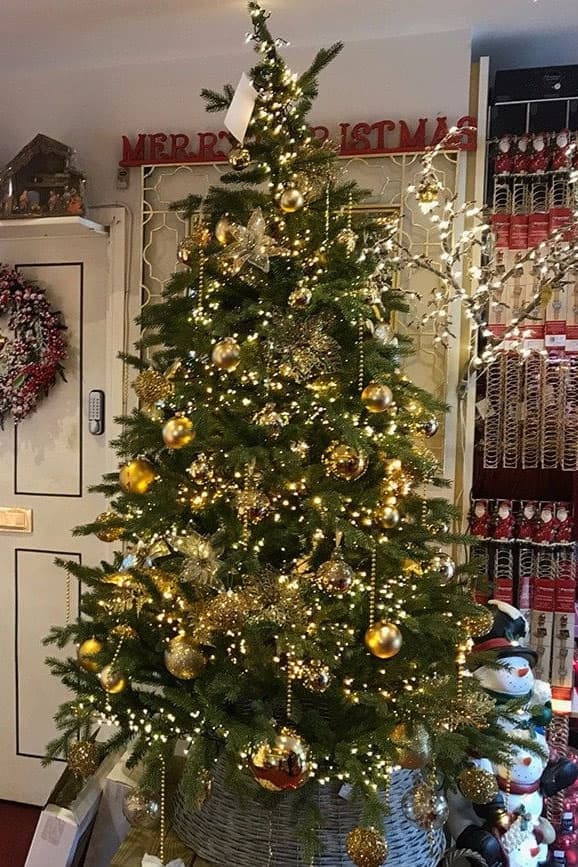 Realistično veštačko božićno drvo Everlands Allison Pine 240 cm