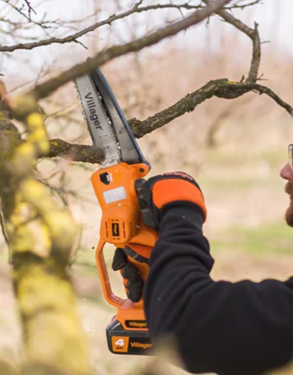 Akumulatorska Testera Za Orezivanje sa 2 Baterije - Villager BVS 8