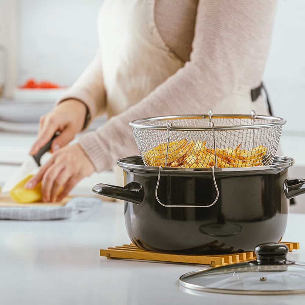 Šerpa sa rešetkom za pomfrit i staklenim poklopcem Nava 10-053-003