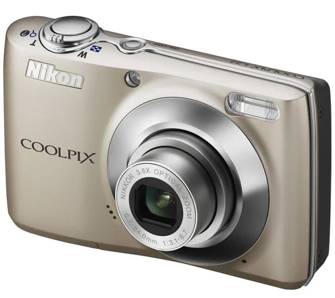 Nikon Coolpix L22 Digitalni Fotoaparat