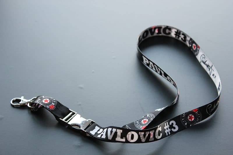 Pavlovic 3 - okovratnik sa metalnim karabinom