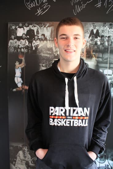 Partizan 1945 Basketball Crna Dukserica XXL