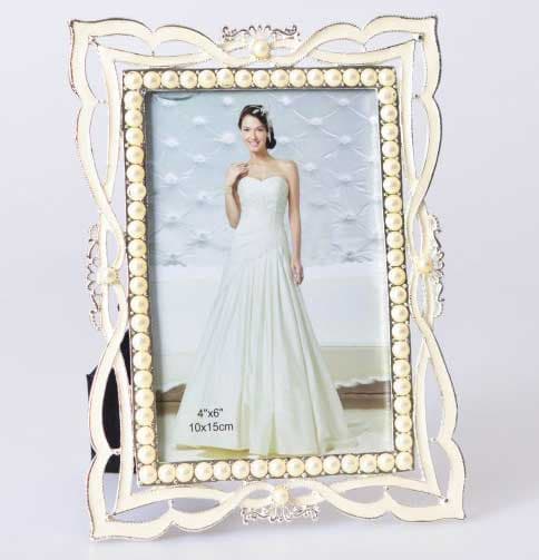 Metalni ram za fotografije dimenzija 10 x 15 cm 716103