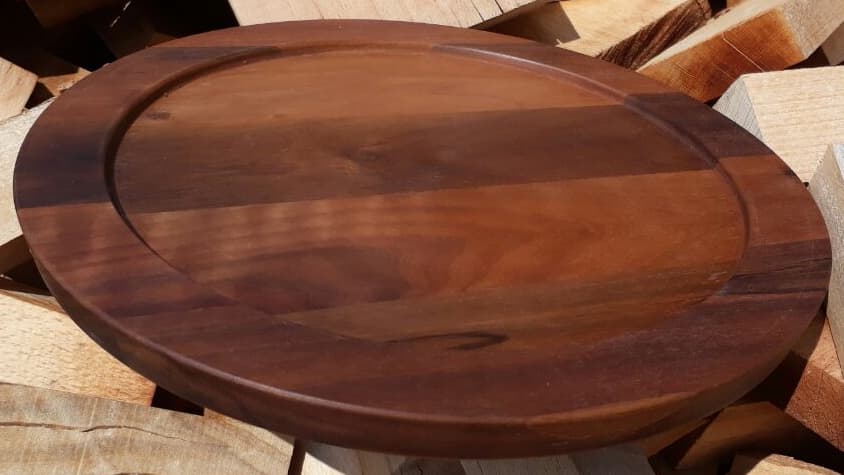 Drveni tanjir od orahovine 29 cm