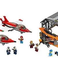 Kliknite za detalje - LEGO® City kocke - Aerodrom - aeromiting LE60103